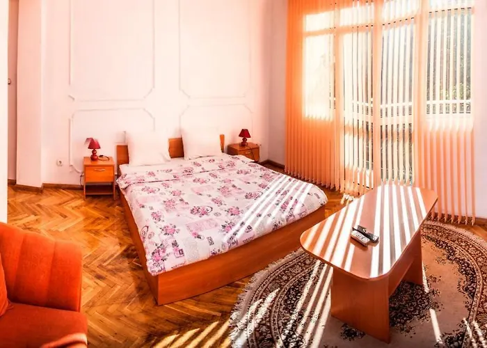 In House 8 Boulevard Hristo Botev Διαμέρισμα