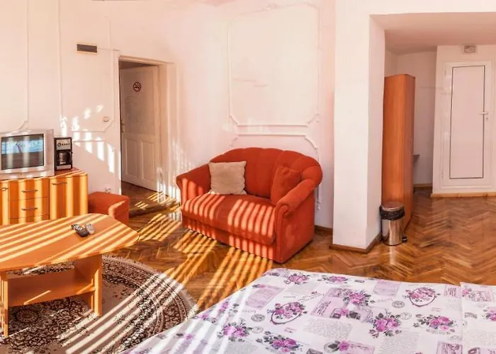 In House 8 Boulevard Hristo Botev Διαμέρισμα